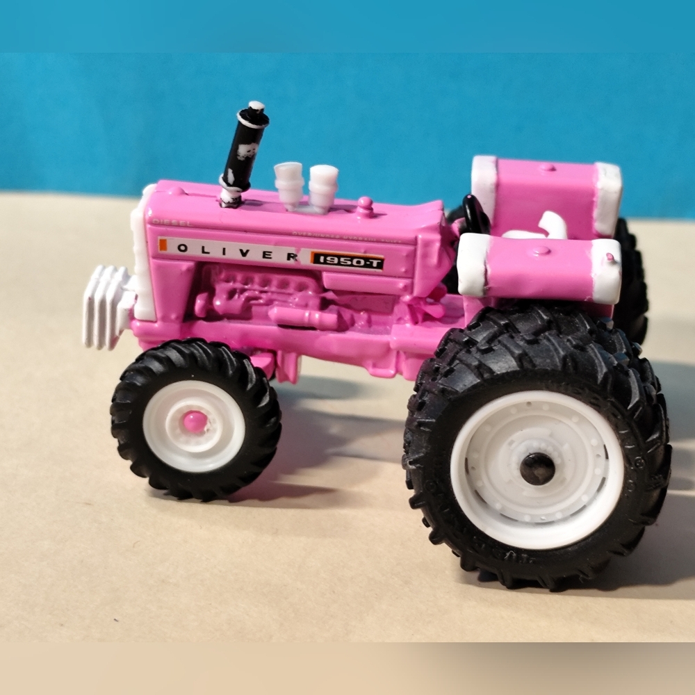 ERTL Olivers Pink 1950-T LooseToy Tractor